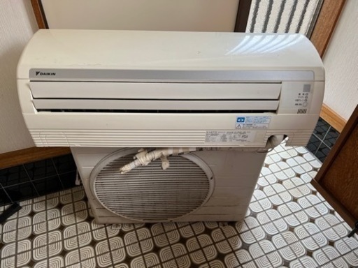 受け渡し決定済み　ダイキン　エアコン　F25LTPS-W