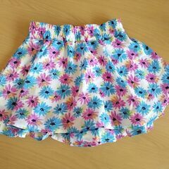 キュロットスカートサイズ150 花柄（used）の画像