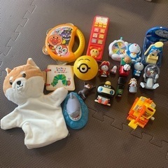 おもちゃ 18点!!! 他の物とまとめてお引取りで無償に致します！
