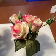 造花　ガラス花瓶　大甲橋近く7イレブン新屋敷店前で受け渡しの画像