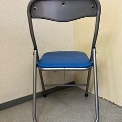 【無料】折りたたみパイプ椅子 8脚 お譲りしますの画像