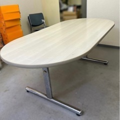 【無料】会議用テーブル 楕円形 お譲りしますの画像