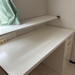 勉強机＋チェアの画像