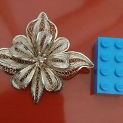 インドネシア　シルバー　ブローチ