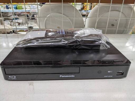 更に値下げ致しました高年式Panasonic ブルーレイプレーヤーパナソニック DMP-BD902020年製