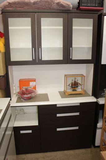 ★特別価格 お持ち帰りがお得 大幅値下げ！  ★NITORI ニトリ キッチンボード 食器棚★大田区、品川区 配送・設置無料★店頭取引歓迎