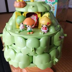 古い玩具　こえだちゃんと木のおうちの画像