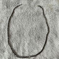 小さめなネックレスです。