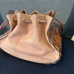 店頭販売済🎊3周年記念‼店内商品３０％OFF🎊革ポーチ💝の画像