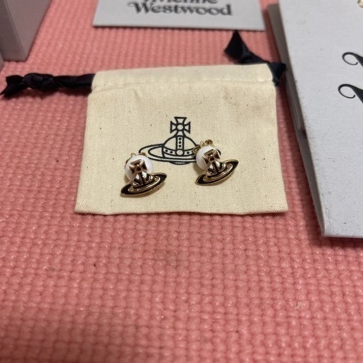 ヴィヴィアンウエストウッド　ピアス　724875B/13