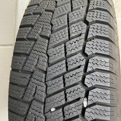 コンチネンタルスタッドレスタイヤ　アクアの画像