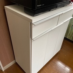 (予約済み)6月渡し　キッチン台＋ゴミ箱付きの画像