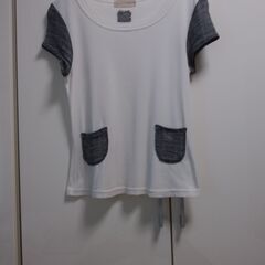 未使用品　パッチワーク付き　白半袖トップス　Ｍサイズ