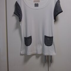 未使用品　パッチワーク付き　白半袖トップス　Ｍサイズの画像