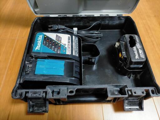 マキタ インパクトドライバー バッテリー，充電器，ケース