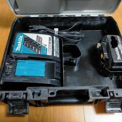 マキタ インパクトドライバー バッテリー，充電器，ケース