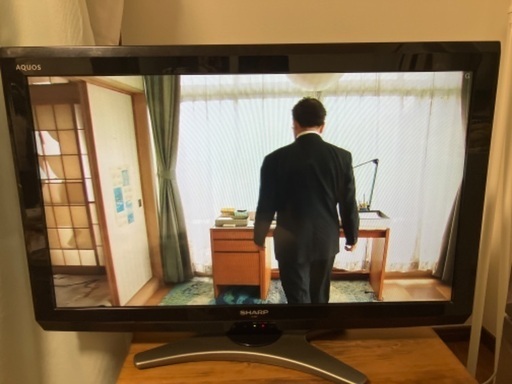 SHARP AQUOS ３２型