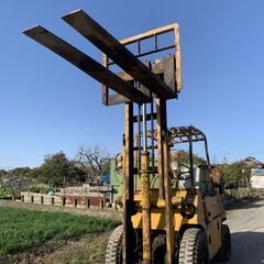 フォークリフト FD35の画像