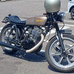 ヤマハSR400カフェレーサー　車検取り立て