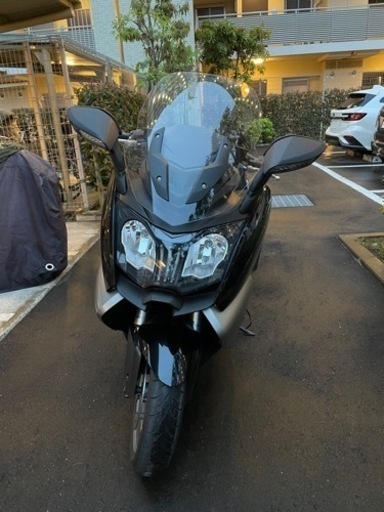  C650GT 美車　エンジン絶好調　快適マキシスクーター 車検残長　走行距離短　純正アクラポビッチマフラー　