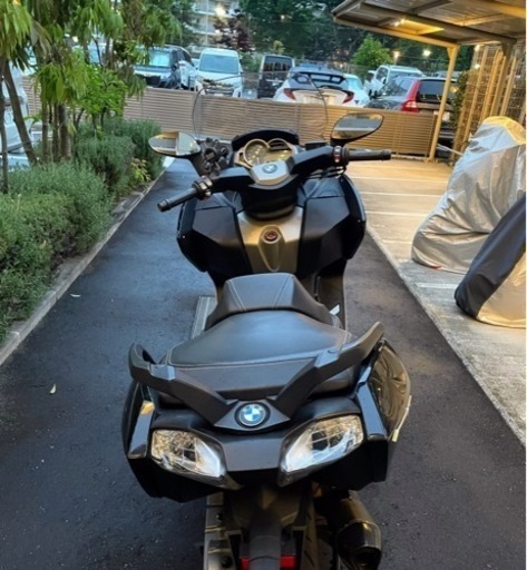  C650GT 美車　エンジン絶好調　快適マキシスクーター 車検残長　走行距離短　純正アクラポビッチマフラー　