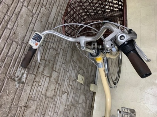 東京23区配達無料　新基準 Panasonic パナソニック ビビEX 10Ah リチウム 電動自転車☆中古☆パナ ⑤
