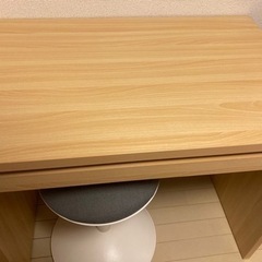 ニトリのデスクとチェア