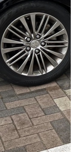 aws210 クラウン 純正ホイル.タイヤ17インチ　手元67000円　必ず下にスクロールし下さい！　説明文記載しておりますので、宜しくお願いします。