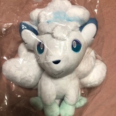 🍒新品　ポケモンぬいぐるみ     ロコン