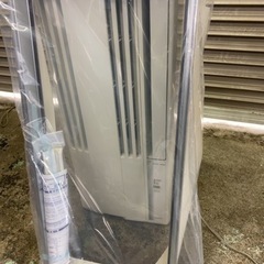 ウインドエアコン窓用エアコン中古・新品取付け枠付き・の画像
