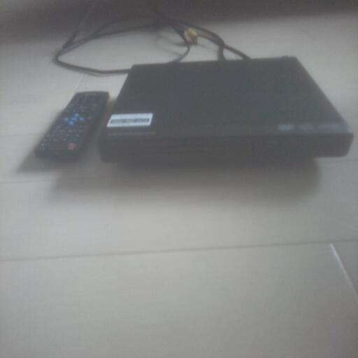 ディーズネットワークサービス  DVDプレイヤー DVDJ-2152   (取引中)