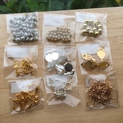 アクセサリー金具、パーツ、ビーズ、などの画像