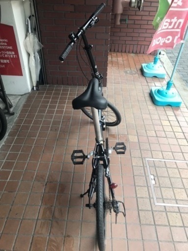 20インチ　軽量アルミフレーム　8speed折り畳み自転車　