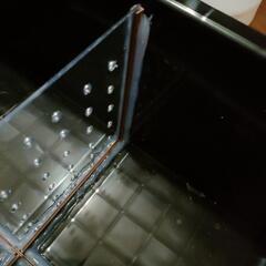 NV13黒　４分割めだか飼育容器の画像