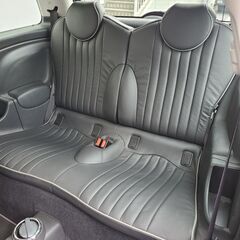 BMWミニ　パークレーン（特別仕様車）　H18　車検5/4　走行70000ｋ　専用黒革スポーツシート＆ハンドル　専用16ＡＷ　シルバールーフ　の画像