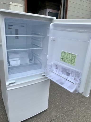 札幌市内配送無料 美品 20年製 SHARP シャープ 137L 2ドア冷蔵庫 SJ-D14F-W 