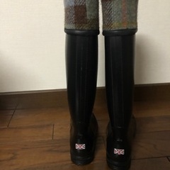 　ハリスツィード　レインブーツの画像