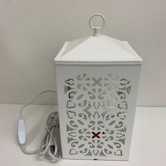【レガストック江東店】カメヤマキャンドルハウス スクロール柄 キャンドルウォーマーランタンランプ ホワイトの画像