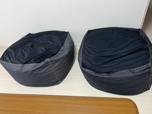リビング用品家具一式買い取って頂ける方探しています。
