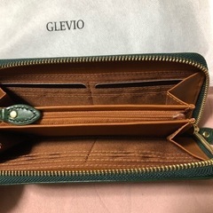 🍒新品  GLEVIO長財布　緑レザーの画像