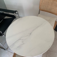 大理石風　丸テーブル　カフェテーブル