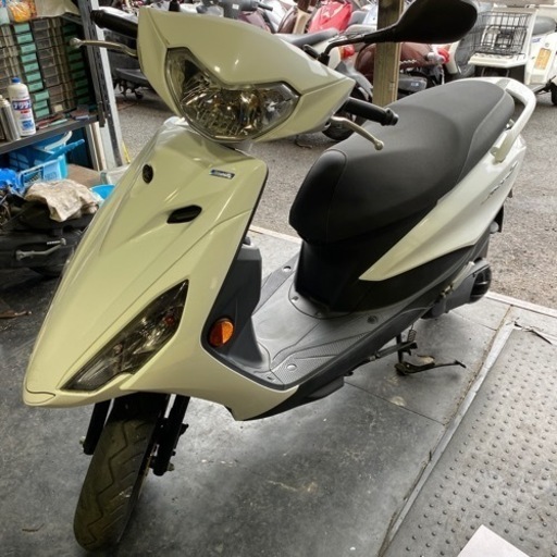 YAMAHA アクシスZ セル始動　走行距離少ない　メットインスクーター　125cc ピンクナンバー　福岡市南区