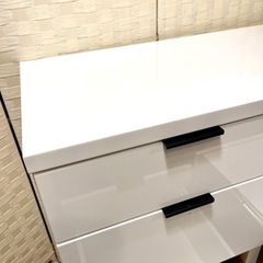 Nitori ニトリ　レンジボード　食器棚　レンジ台　キッチン収納　キッチンボード　キッチンカウンター　エトナ　ホワイト　の画像