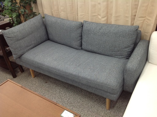 unico LOM アッシュ材 布製 2人掛け ベンチアームソファー【9650025】