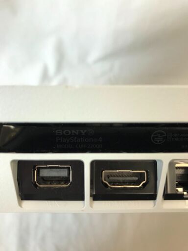 新入荷！！プレイステーション4　PS4　CUH-2200B　1TB　