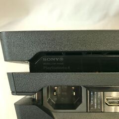 新入荷！！　プレイステーション４　プロ　PS4Pro　CUH-7000B　1TB　【ジャングルジャングル堺初芝店】　堺市（東区　西区　北区　南区　堺区　美原区）高石市　泉大津市　忠岡町　和泉市　松原市　大阪狭山市の画像