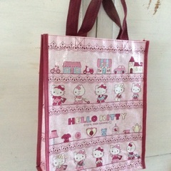 値下げ！  手提げバッグ  リラックマ・キティなど４つの画像