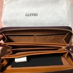 🍒新品  GLEVIO長財布　赤レザーの画像