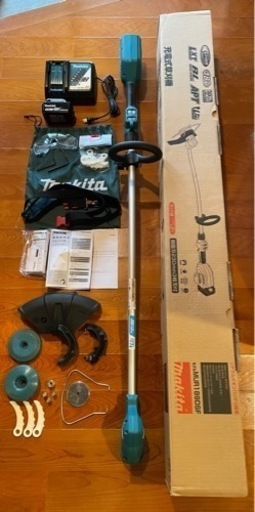 最終値下げ！マキタ 充電式草払機 18V 充電器付き(6/10まで！)