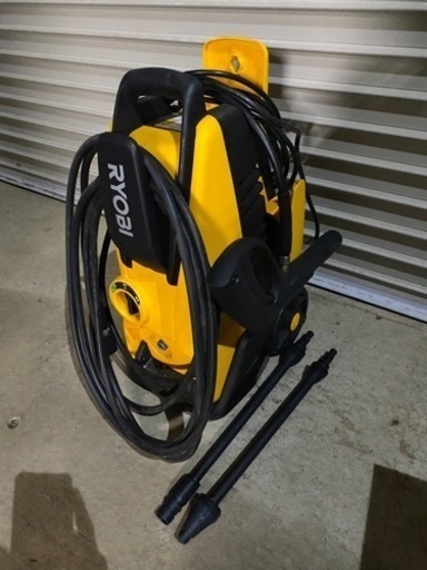 RYOBI 洗車機　静音　パワフル　洗浄　掃除